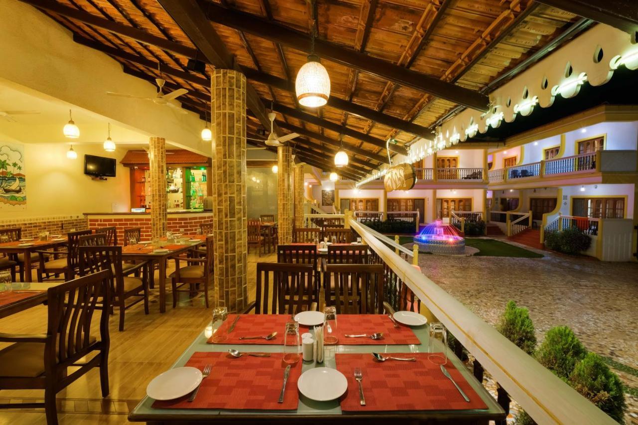 Spazio Leisure Resort, Goa Anjuna Bagian luar foto