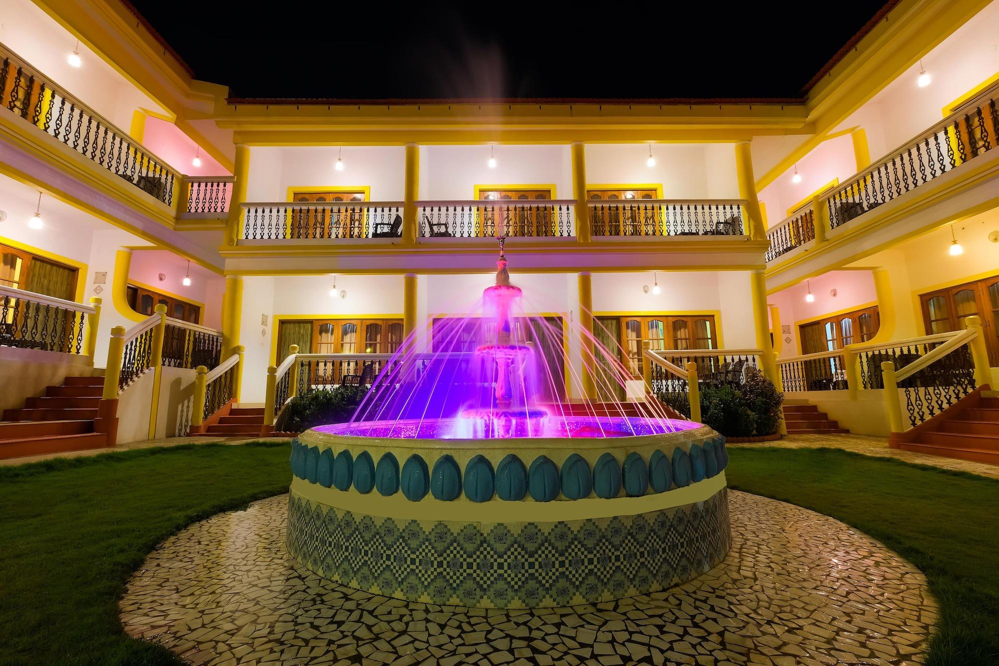 Spazio Leisure Resort, Goa Anjuna Bagian luar foto