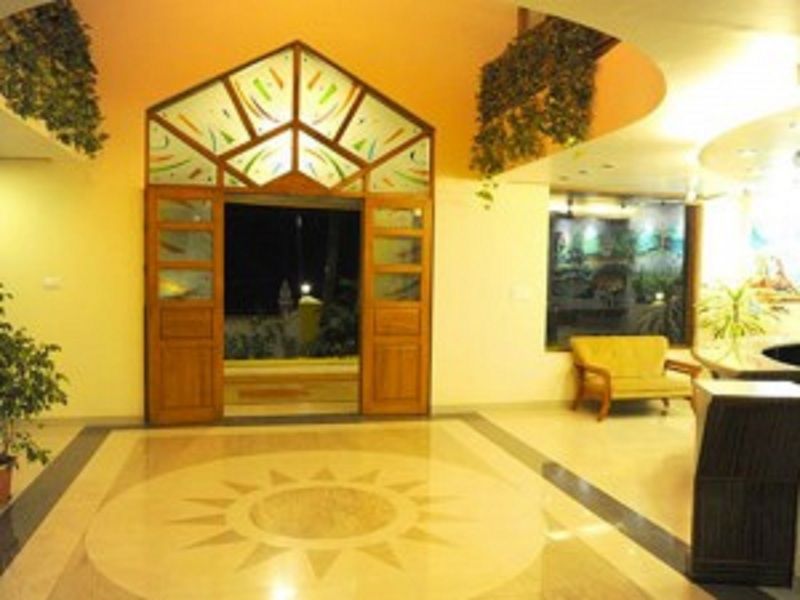Spazio Leisure Resort, Goa Anjuna Bagian luar foto