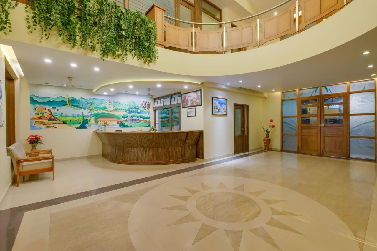 Spazio Leisure Resort, Goa Anjuna Bagian luar foto